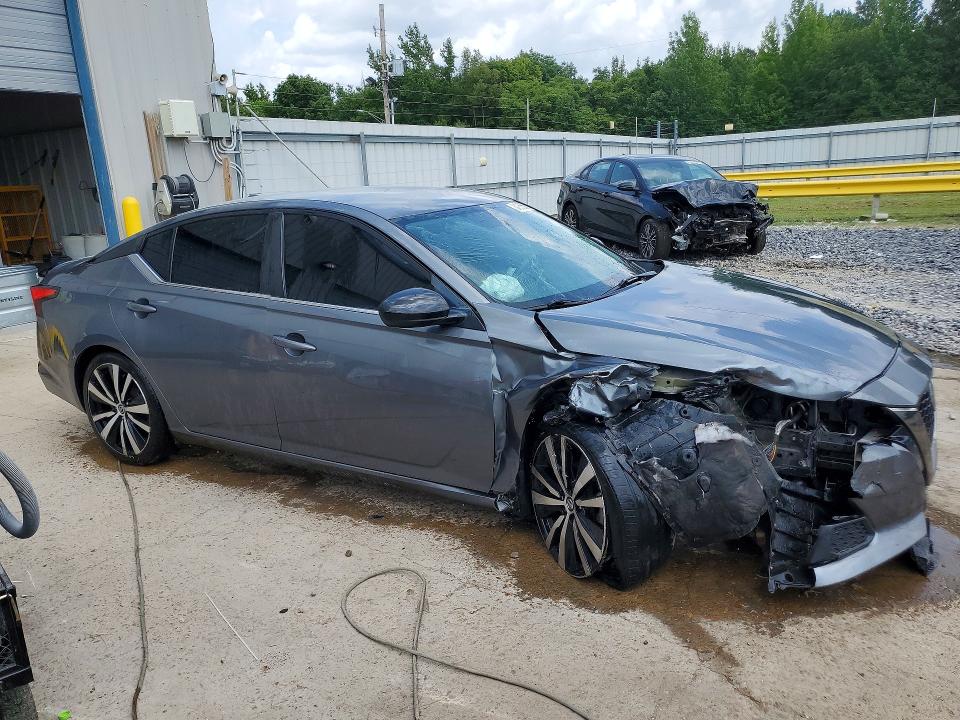 64255506 :رقم المزاد ، 1N4BL4CV4KC174790 vin ، 2019 Nissan Altima مزاد بيع