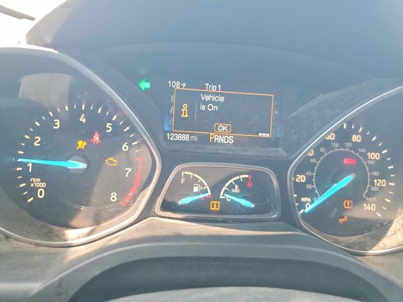 2018 Ford Escape მანქანა იყიდება აუქციონზე, vin: 1FMCU0HD0JUA64800, აუქციონის ნომერი: 65697176