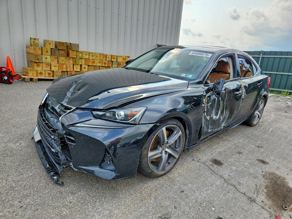 64406676 :رقم المزاد ، JTHBA1D26J5083296 vin ، 2018 Lexus Is مزاد بيع