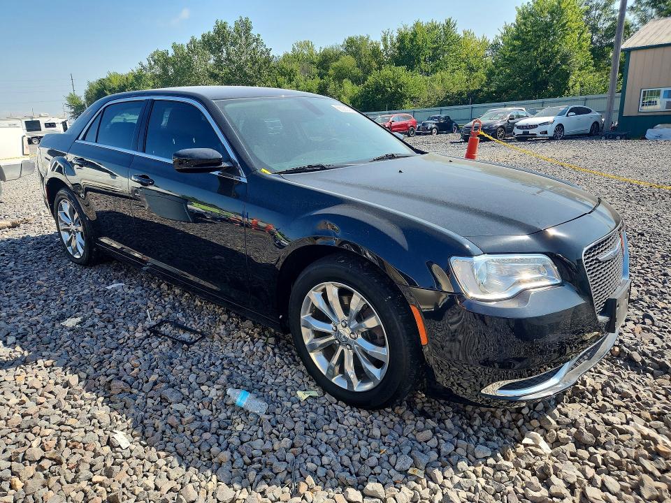 Aukcja sprzedaży 2018 Chrysler 300, vin: 2C3CCARG7JH324865, numer aukcji: 66585036