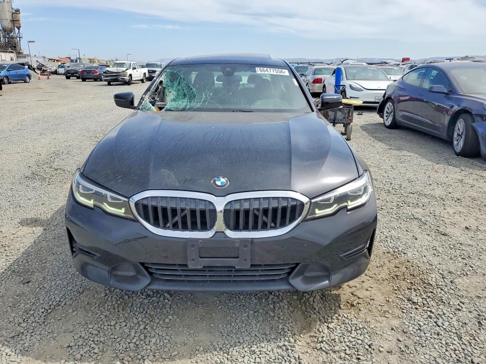 66477556 :رقم المزاد ، WBA5R1C54KAK12337 vin ، 2019 Bmw 330i مزاد بيع