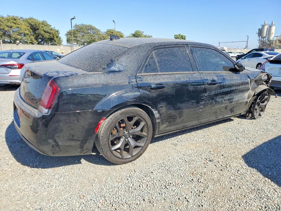 62853426 :رقم المزاد ، 2C3CCABG4MH529140 vin ، 2021 Chrysler 300 مزاد بيع