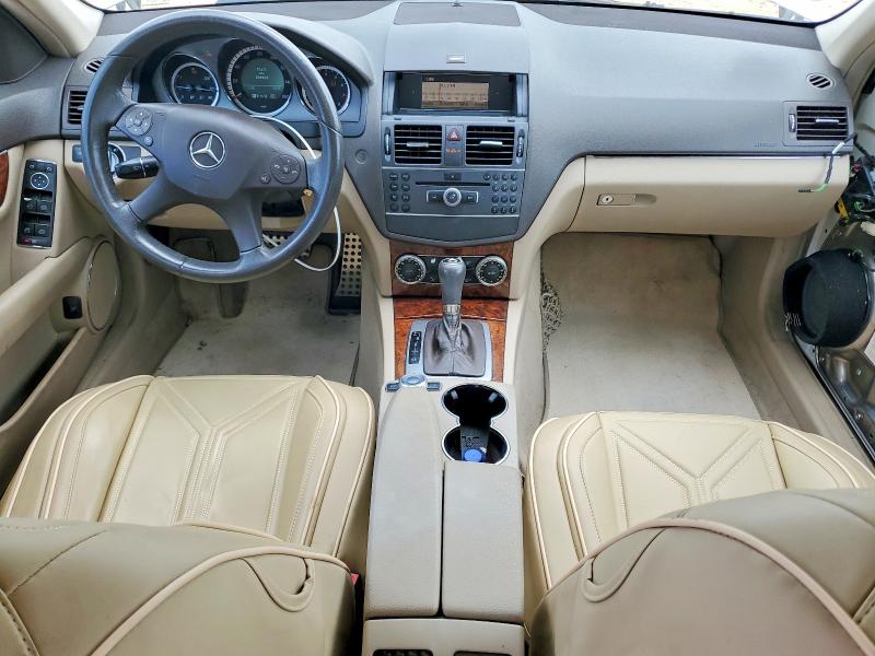 64566056 :رقم المزاد ، WDDGF5EB8BR135543 vin ، 2011 Mercedes-benz C مزاد بيع