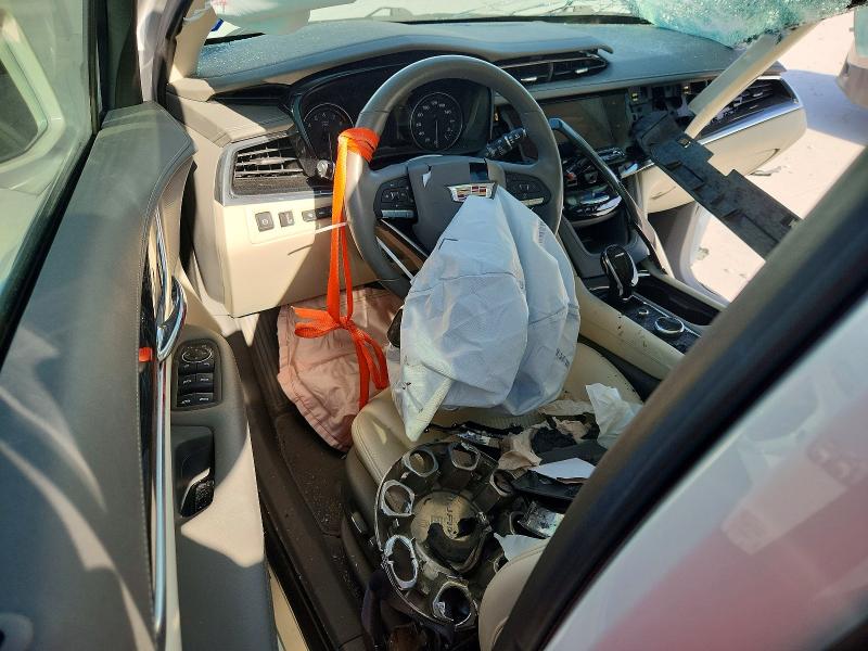 65377416 :رقم المزاد ، 1GYKPCRSXLZ208858 vin ، 2020 Cadillac Xt6 مزاد بيع