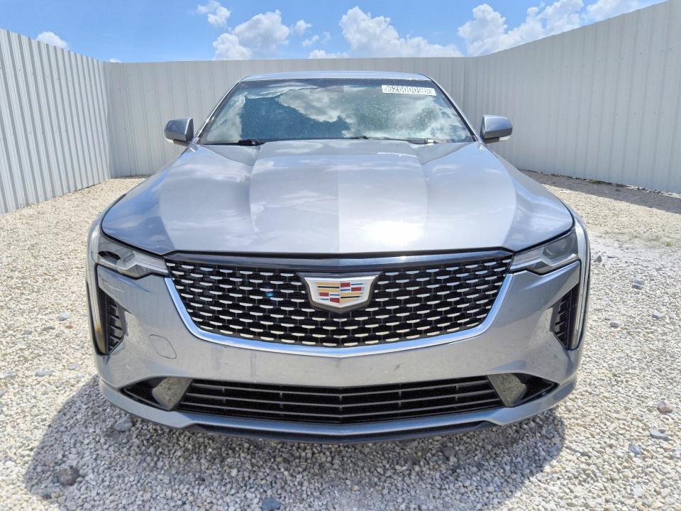 62600096 :رقم المزاد ، 1G6DA5RK1M0132810 vin ، 2021 Cadillac Ct4 مزاد بيع