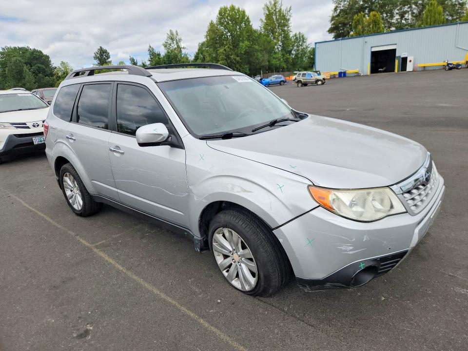 64572636 :رقم المزاد ، JF2SHADC2BH773618 vin ، 2011 Subaru Forester مزاد بيع
