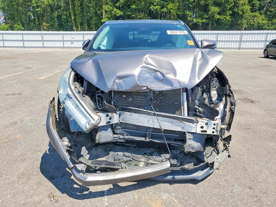 2018 Toyota Highlander მანქანა იყიდება აუქციონზე, vin: 5TDKZRFHXJS273848, აუქციონის ნომერი: 66547376