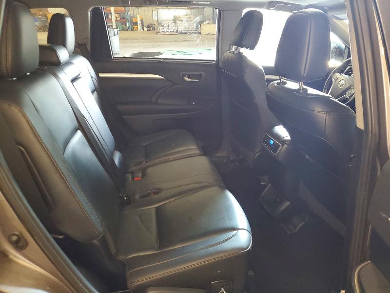 Продаж на аукціоні авто 2019 Toyota Highlander, vin: 5TDJZRFHXKS592650, номер лоту: 63300996