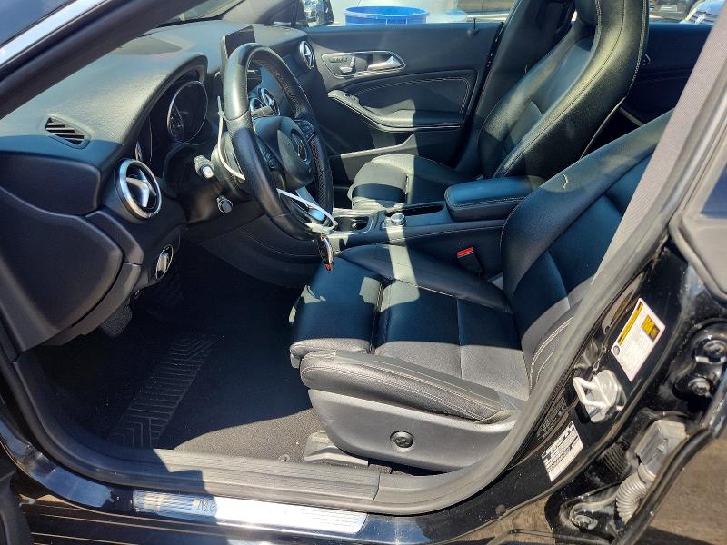 64019206 :رقم المزاد ، WDDSJ4GB4HN423527 vin ، 2017 Mercedes-benz Cla مزاد بيع