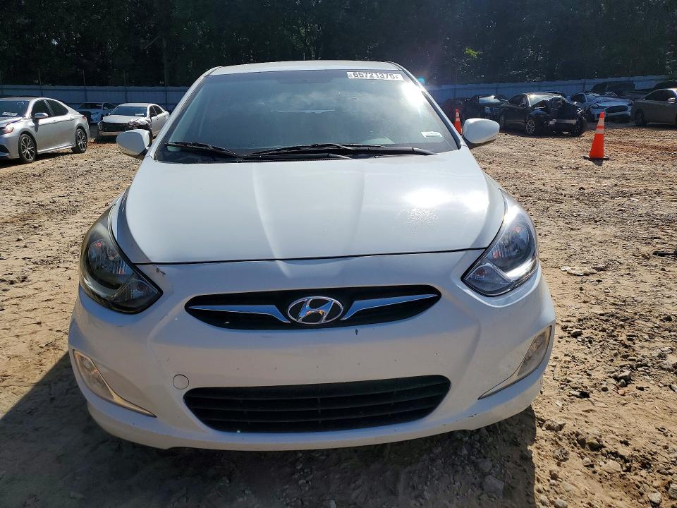 Продаж на аукціоні авто 2013 Hyundai Accent, vin: KMHCU5AE7DU133812, номер лоту: 65721376