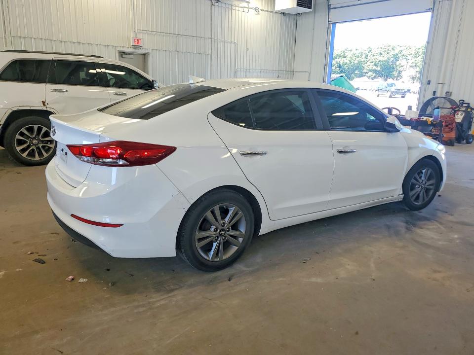 Продаж на аукціоні авто 2017 Hyundai Elantra, vin: 5NPD84LF9HH130701, номер лоту: 63616456