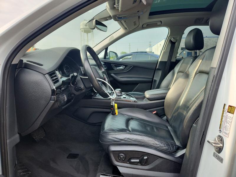 Продаж на аукціоні авто 2017 Audi Q7, vin: WA1LAAF71HD000852, номер лоту: 64310306