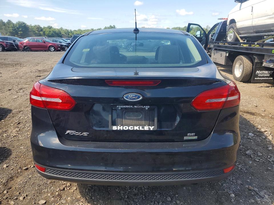 64433296 :رقم المزاد ، 1FADP3FE5JL209466 vin ، 2018 Ford Focus مزاد بيع
