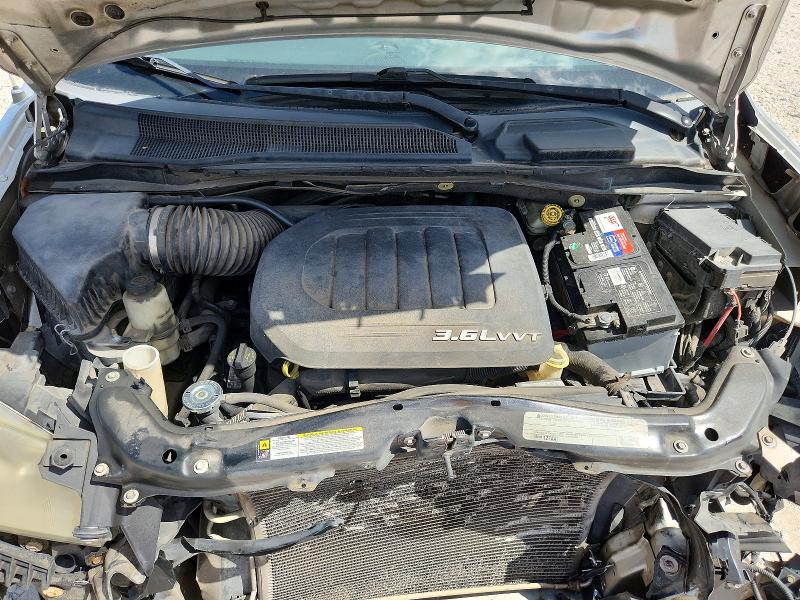 2011 Chrysler Town & Country მანქანა იყიდება აუქციონზე, vin: 2A4RR5DG5BR645425, აუქციონის ნომერი: 64785946