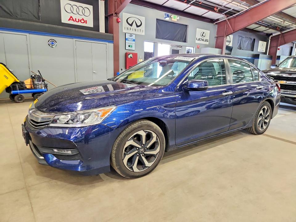 Продаж на аукціоні авто 2017 Honda Accord, vin: 1HGCR2F89HA112153, номер лоту: 64455506