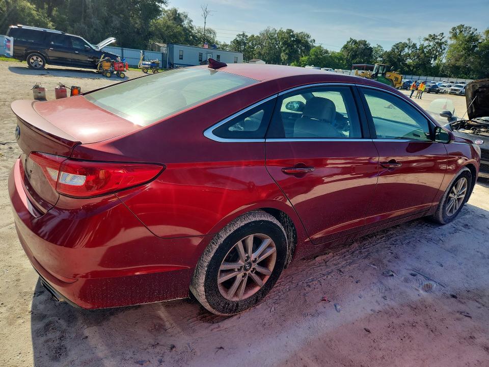 2015 Hyundai Sonata მანქანა იყიდება აუქციონზე, vin: 5NPE24AF8FH032975, აუქციონის ნომერი: 64429126