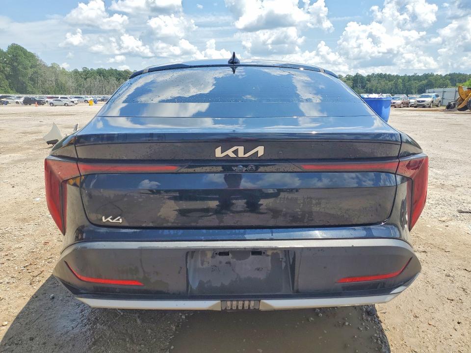 2025 Kia K4 მანქანა იყიდება აუქციონზე, vin: 3KPFT4DE1SE010965, აუქციონის ნომერი: 64269976