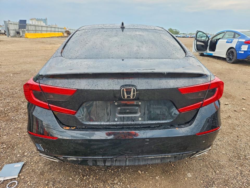 Aukcja sprzedaży 2018 Honda Accord, vin: 1HGCV2F60JA042817, numer aukcji: 67160376