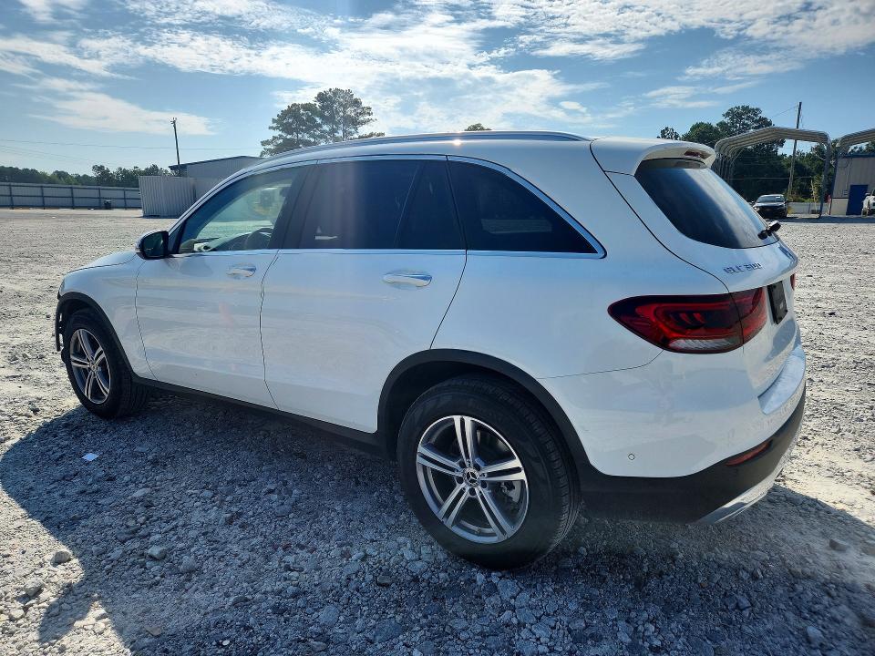 64416896 :رقم المزاد ، W1N0G8DB3NV382582 vin ، 2022 Mercedes-benz Glc مزاد بيع