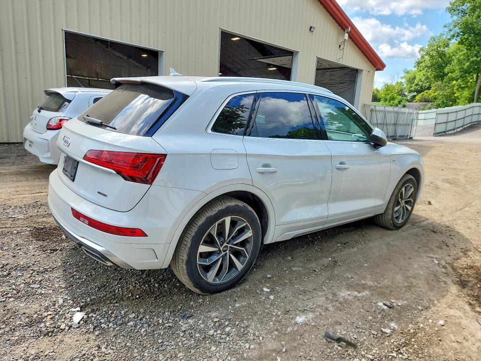 Продаж на аукціоні авто 2022 Audi Q5, vin: WA1EAAFY7N2082353, номер лоту: 63524726