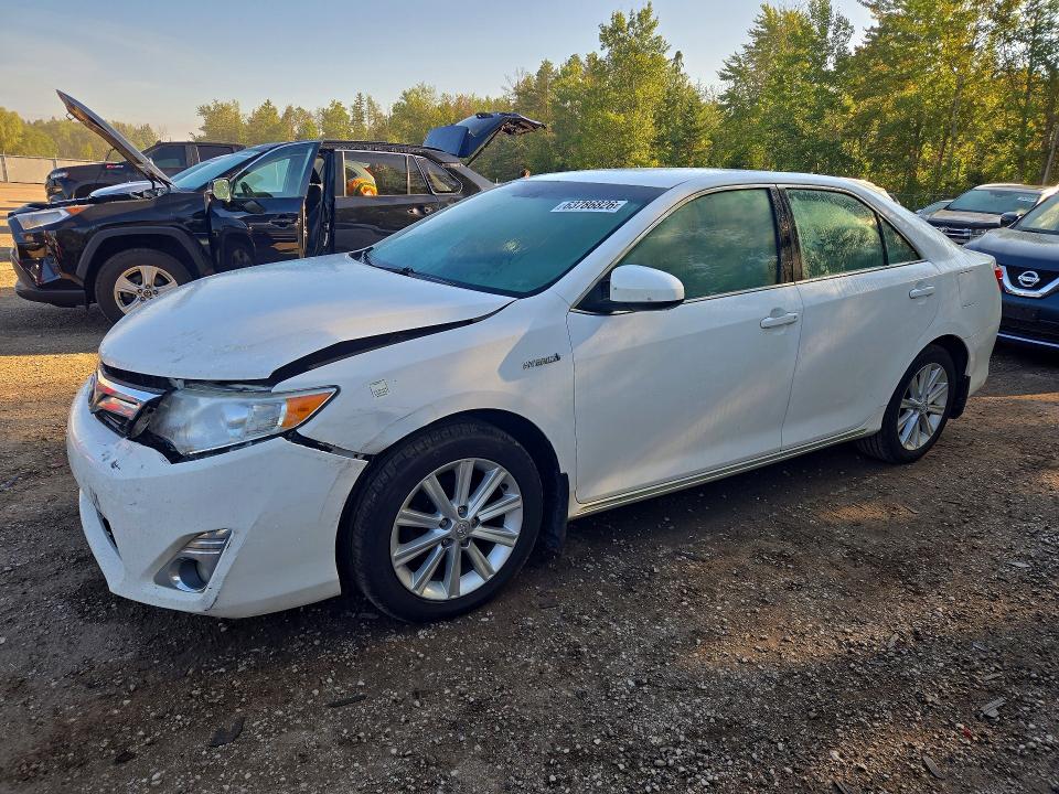 Продажа на аукционе авто 2014 Toyota Camry Hybrid, vin: 4T1BD1FK1EU134815, номер лота: 63786826