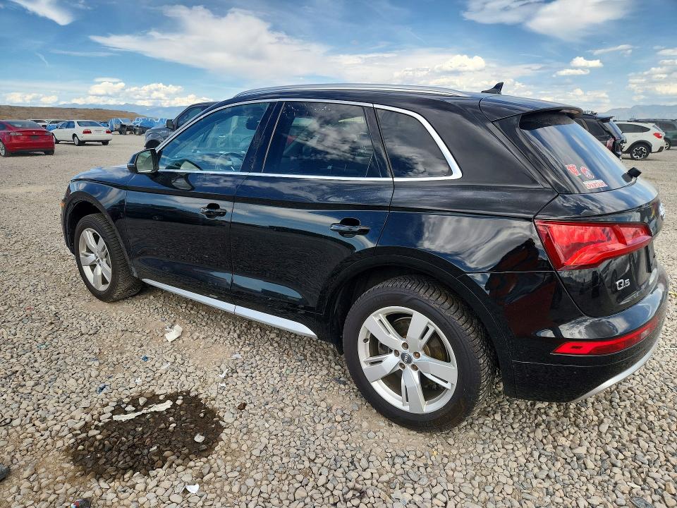 65693486 :رقم المزاد ، WA1BNAFY0J2102704 vin ، 2018 Audi Q5 مزاد بيع