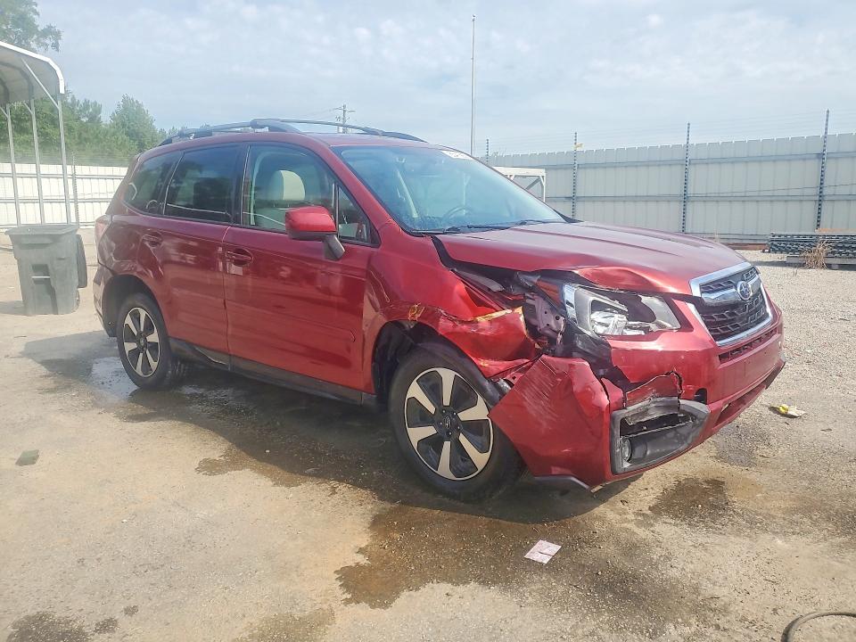 Продаж на аукціоні авто 2018 Subaru Forester, vin: JF2SJAGC4JH573984, номер лоту: 65416856