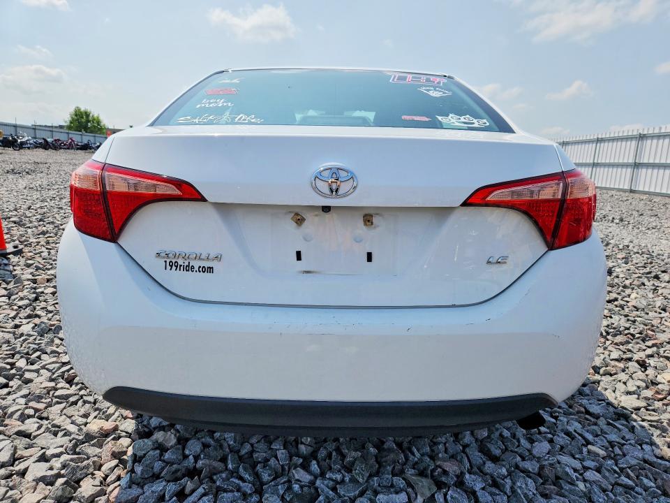 Продажа на аукционе авто 2017 Toyota Corolla, vin: 2T1BURHE8HC833838, номер лота: 63931686