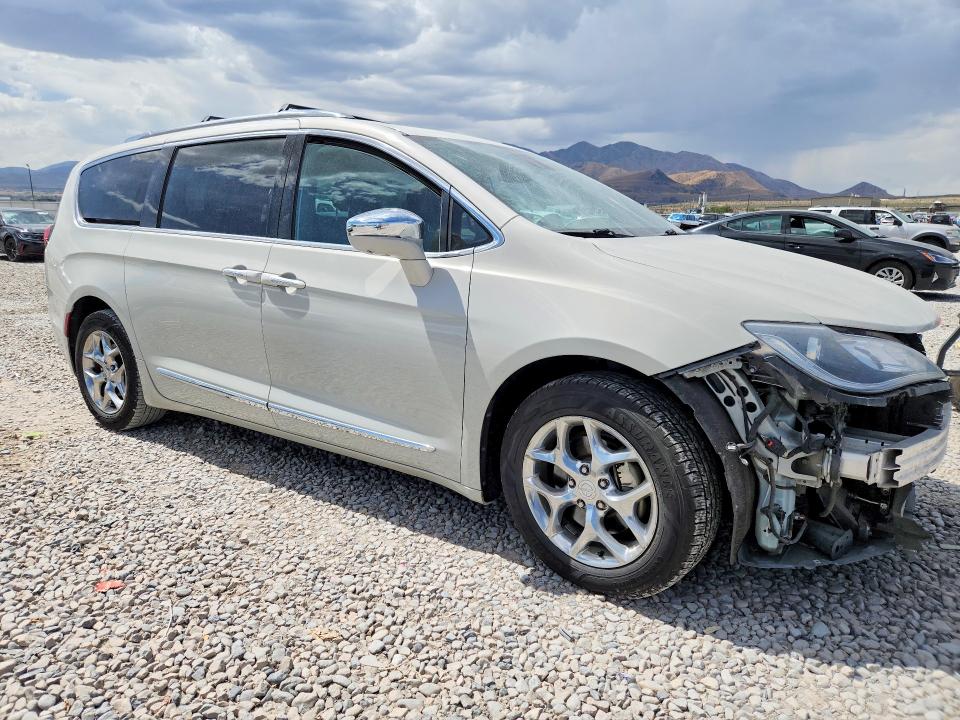 66819716 :رقم المزاد ، 2C4RC1GG5HR592598 vin ، 2017 Chrysler Pacifica مزاد بيع