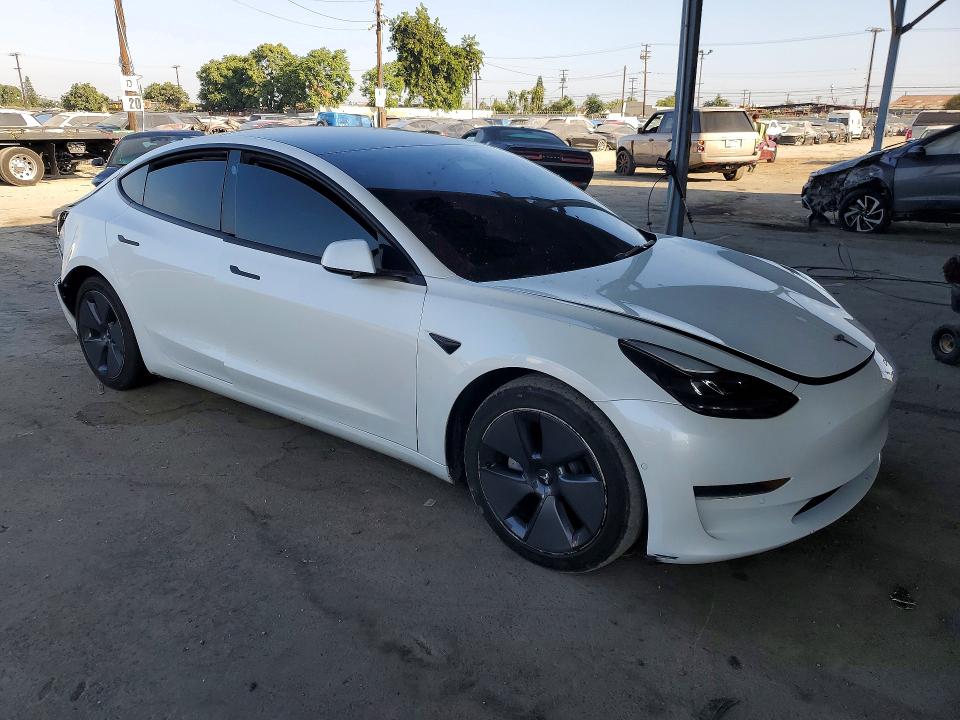 2022 Tesla Model 3 მანქანა იყიდება აუქციონზე, vin: 5YJ3E1EAXNF125392, აუქციონის ნომერი: 64458246