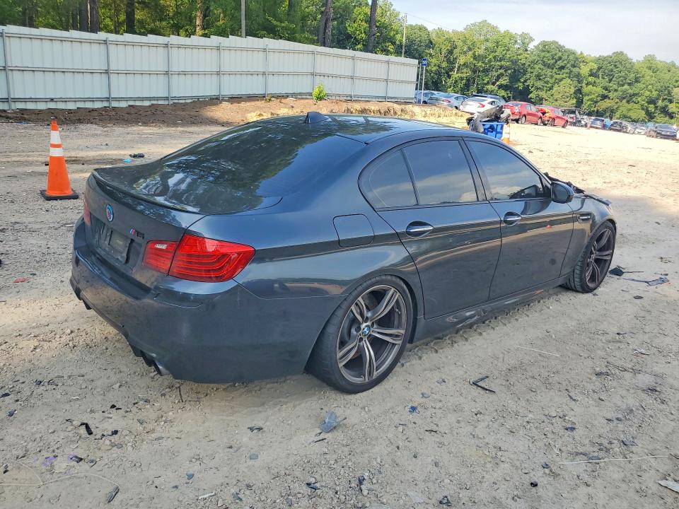 64208806 :رقم المزاد ، WBSFV9C53ED593465 vin ، 2014 Bmw M5 مزاد بيع