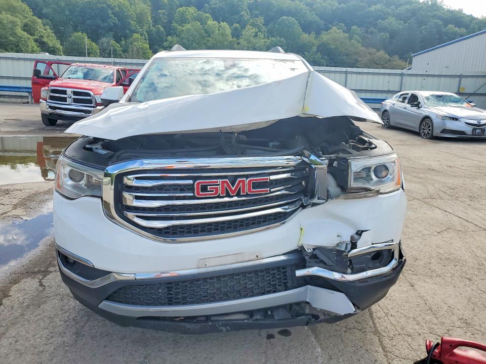 66199246 :رقم المزاد ، 1GKKNULS2JZ233104 vin ، 2018 Gmc Acadia مزاد بيع