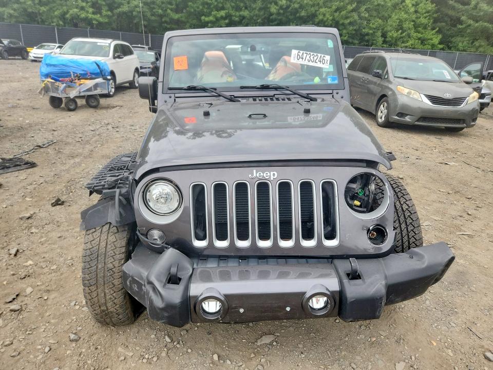 64733246 :رقم المزاد ، 1C4BJWEG0JL845378 vin ، 2018 Jeep Wrangler Unlimited مزاد بيع