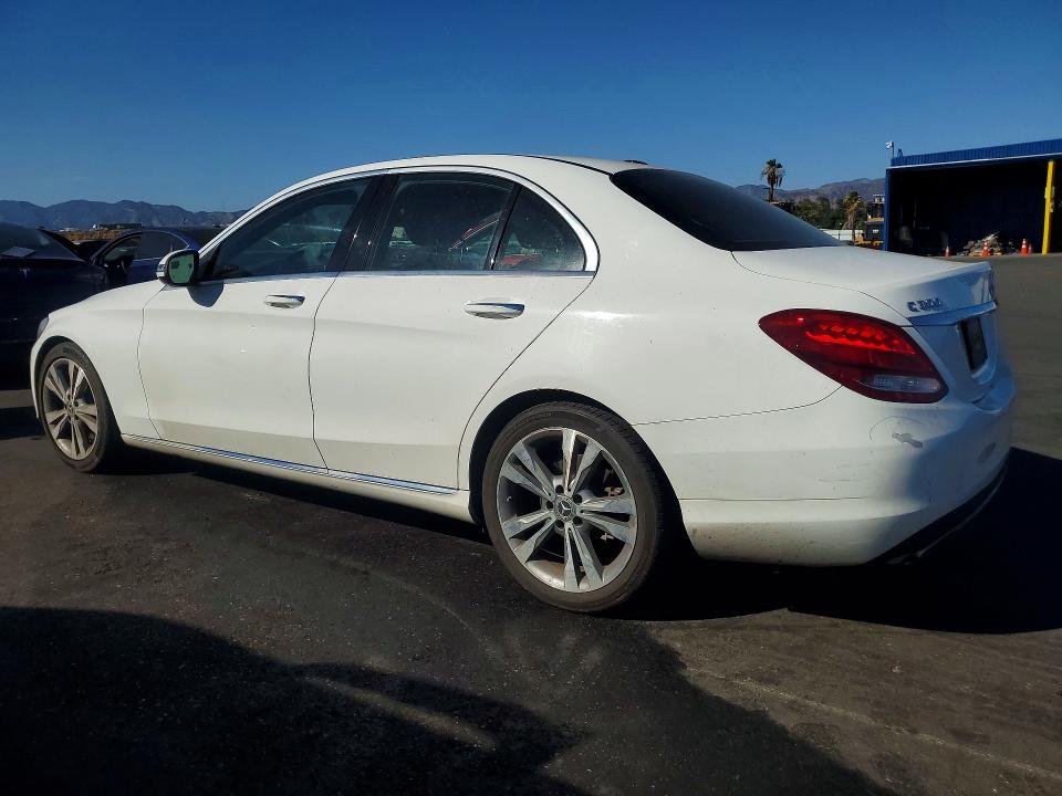 66066866 :رقم المزاد ، 55SWF4JBXJU268894 vin ، 2018 Mercedes-benz C مزاد بيع