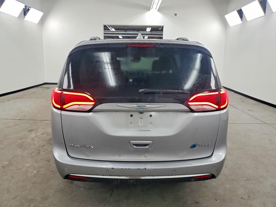 Продажа на аукционе авто 2018 Chrysler Pacifica, vin: 2C4RC1N77JR339713, номер лота: 65468736