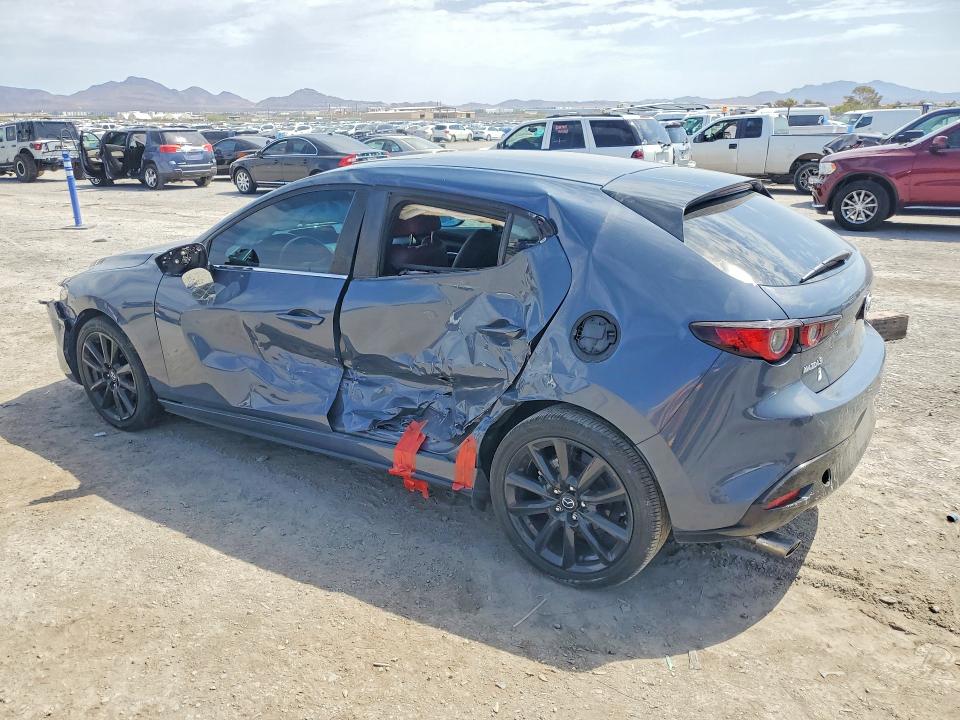 Продаж на аукціоні авто 2023 Mazda 3, vin: JM1BPALM9P1603395, номер лоту: 64412096