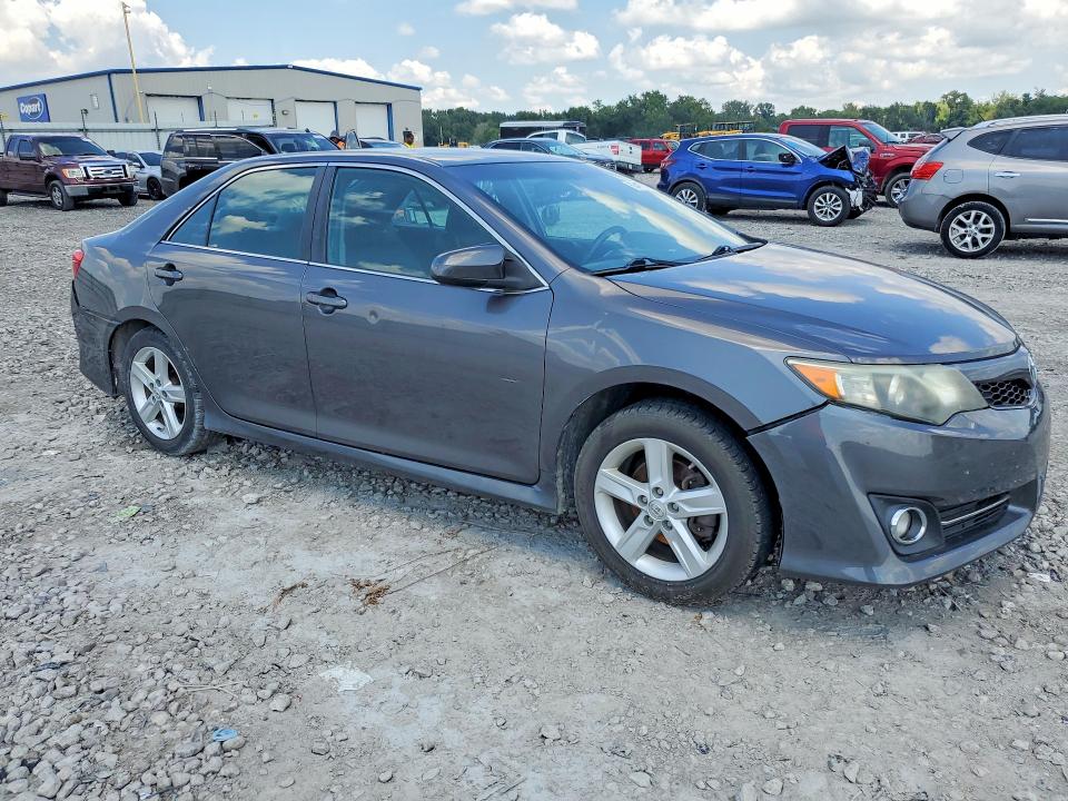 2013 Toyota Camry მანქანა იყიდება აუქციონზე, vin: 4T1BF1FK4DU684390, აუქციონის ნომერი: 63417586