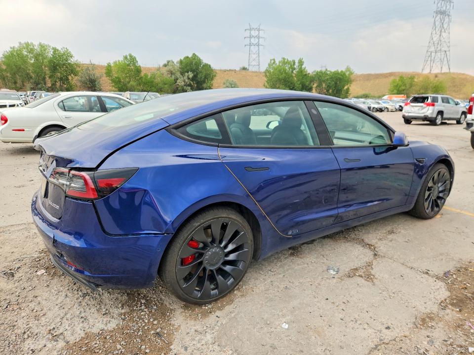 2022 Tesla Model 3 მანქანა იყიდება აუქციონზე, vin: 5YJ3E1EC6NF274402, აუქციონის ნომერი: 63018676