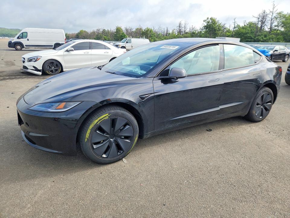 64025316 :رقم المزاد ، 5YJ3E1EA2SF044091 vin ، 2025 Tesla Model 3 مزاد بيع