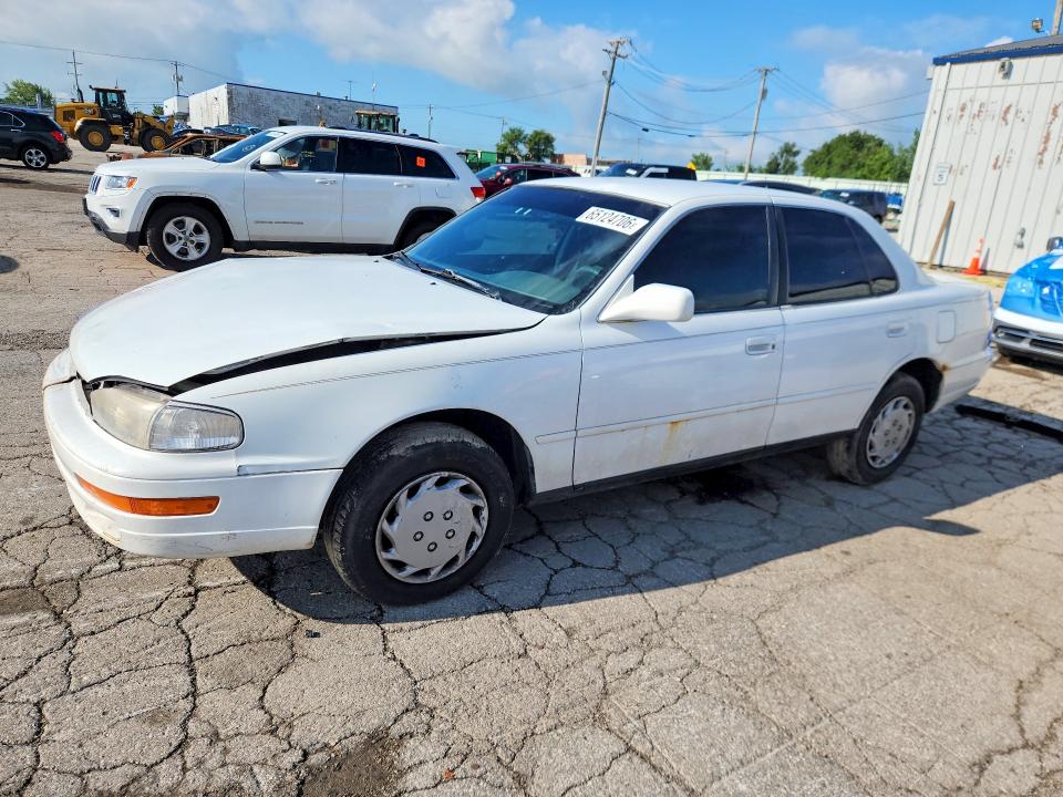 1992 Toyota Camry მანქანა იყიდება აუქციონზე, vin: 4T1SK12E4NU066998, აუქციონის ნომერი: 65124706