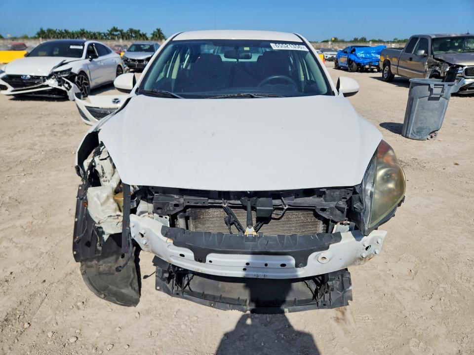 65521356 :رقم المزاد ، JM1BL1VF6B1487477 vin ، 2011 Mazda 3 مزاد بيع