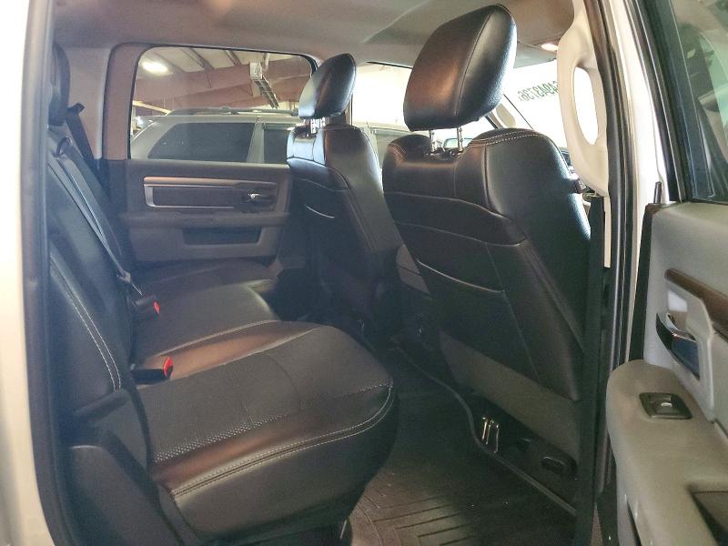 64943736 :رقم المزاد ، 1C6RR7LM0HS880645 vin ، 2017 Ram 1500 مزاد بيع