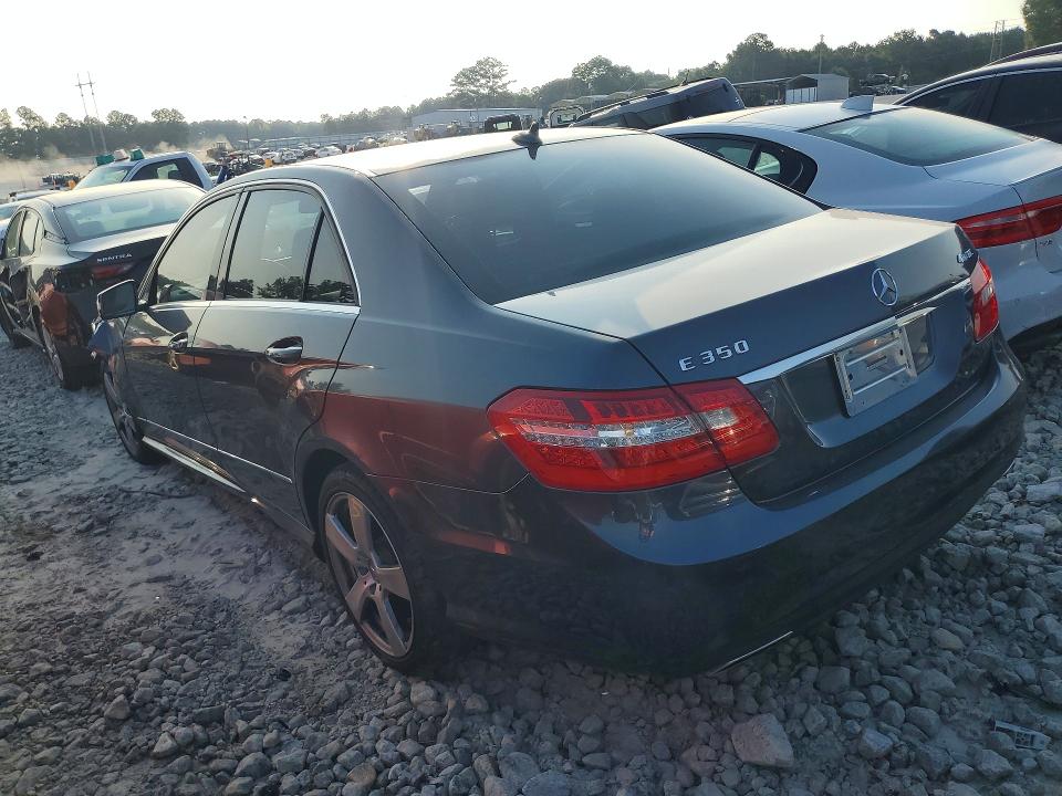 2010 Mercedes-benz E მანქანა იყიდება აუქციონზე, vin: WDDHF8HB5AA082363, აუქციონის ნომერი: 66372666