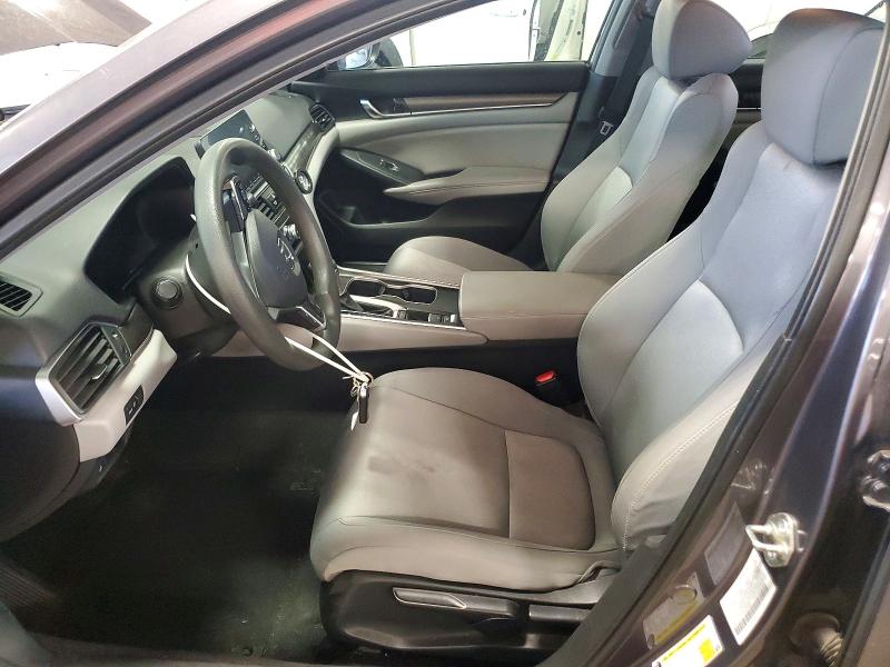 65004626 :رقم المزاد ، 1HGCV1F16JA234452 vin ، 2018 Honda Accord مزاد بيع