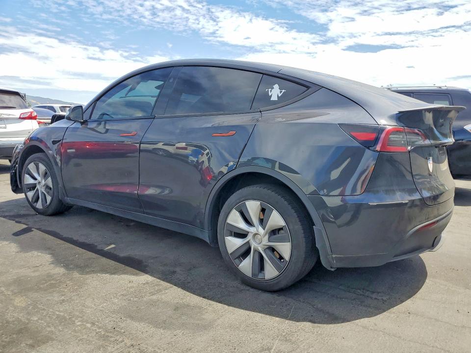 65326776 :رقم المزاد ، 7SAYGDEE2RF032475 vin ، 2024 Tesla Model Y مزاد بيع