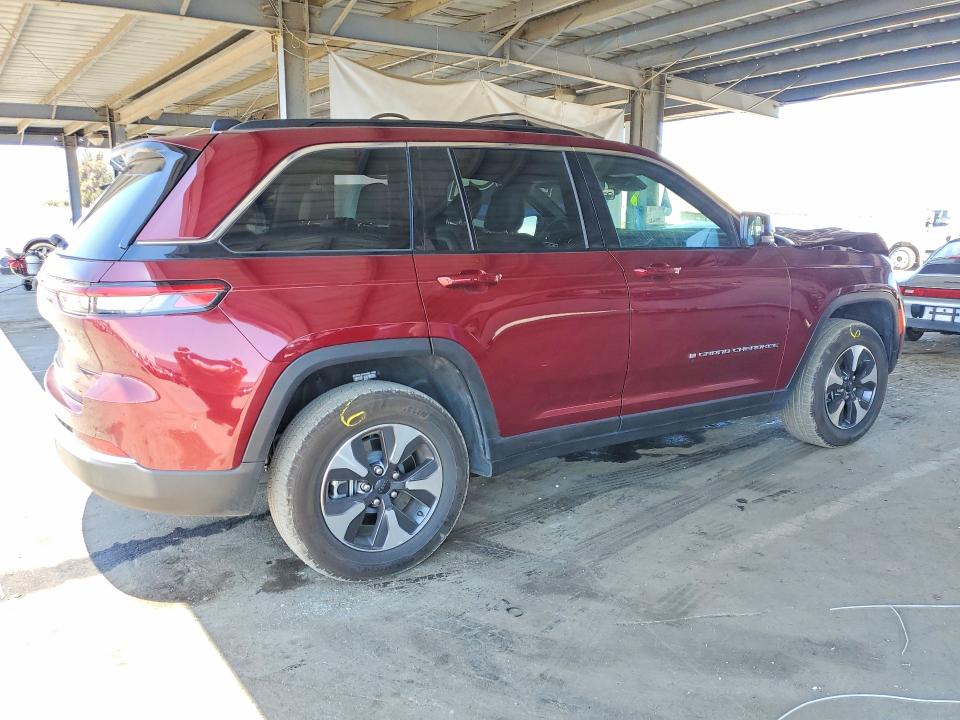 Продаж на аукціоні авто 2025 Jeep Grand Cherokee, vin: 1C4RJYB63S8704265, номер лоту: 64491366