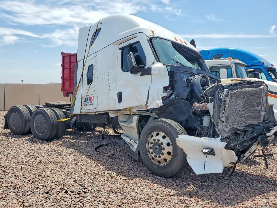 Продаж на аукціоні авто 2025 Freightliner Cascadia 126, vin: 3AKJHHDRXSSVY1994, номер лоту: 63239496