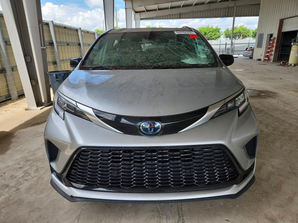 63744836 :رقم المزاد ، 5TDXRKEC1PS170586 vin ، 2023 Toyota Sienna مزاد بيع