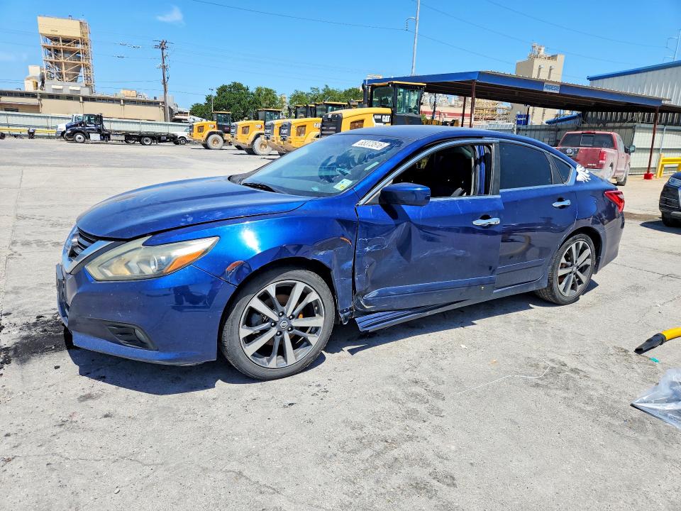 2016 Nissan Altima მანქანა იყიდება აუქციონზე, vin: 1N4AL3AP4GC186813, აუქციონის ნომერი: 65373516