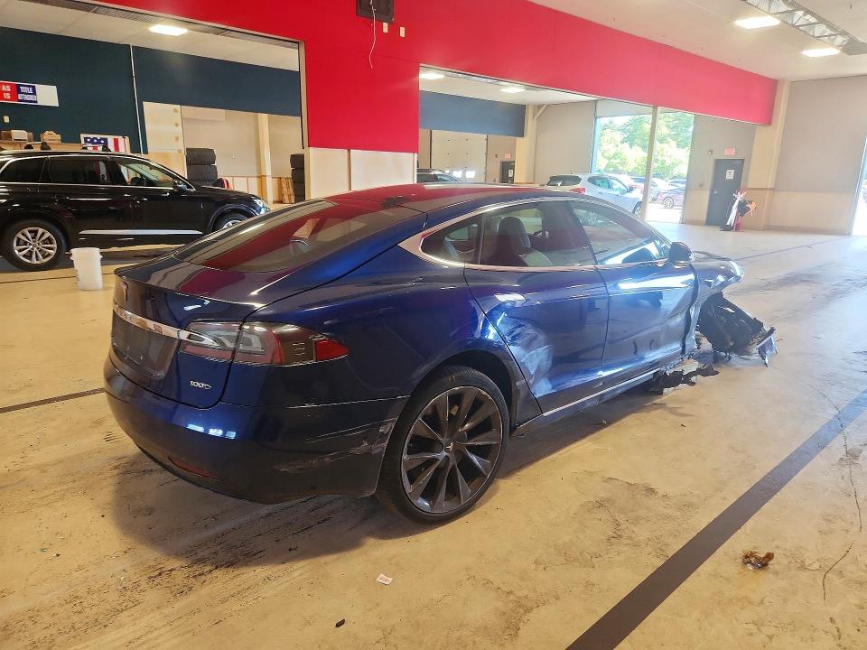 2018 Tesla Model S მანქანა იყიდება აუქციონზე, vin: 5YJSA1E28JF239823, აუქციონის ნომერი: 66271816